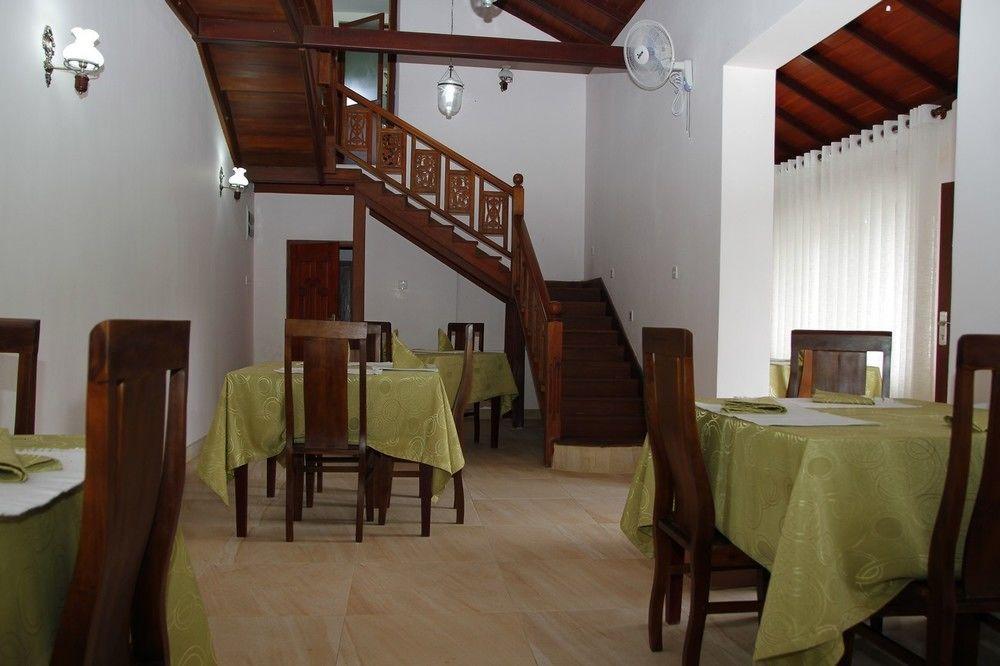 Acquabey Surf Villa Matara Buitenkant foto