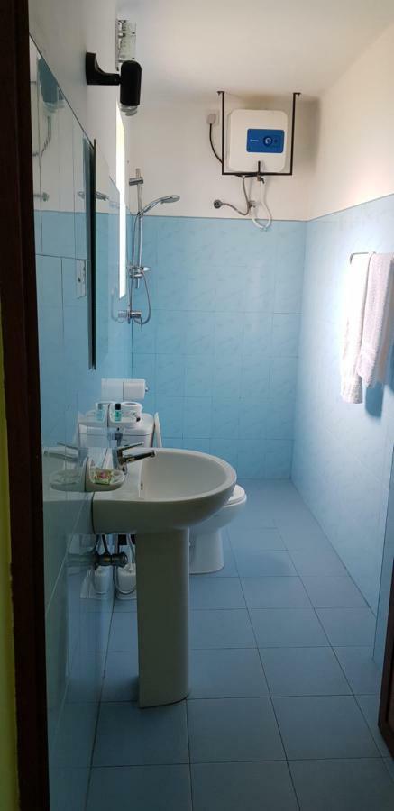 Acquabey Surf Villa Matara Buitenkant foto